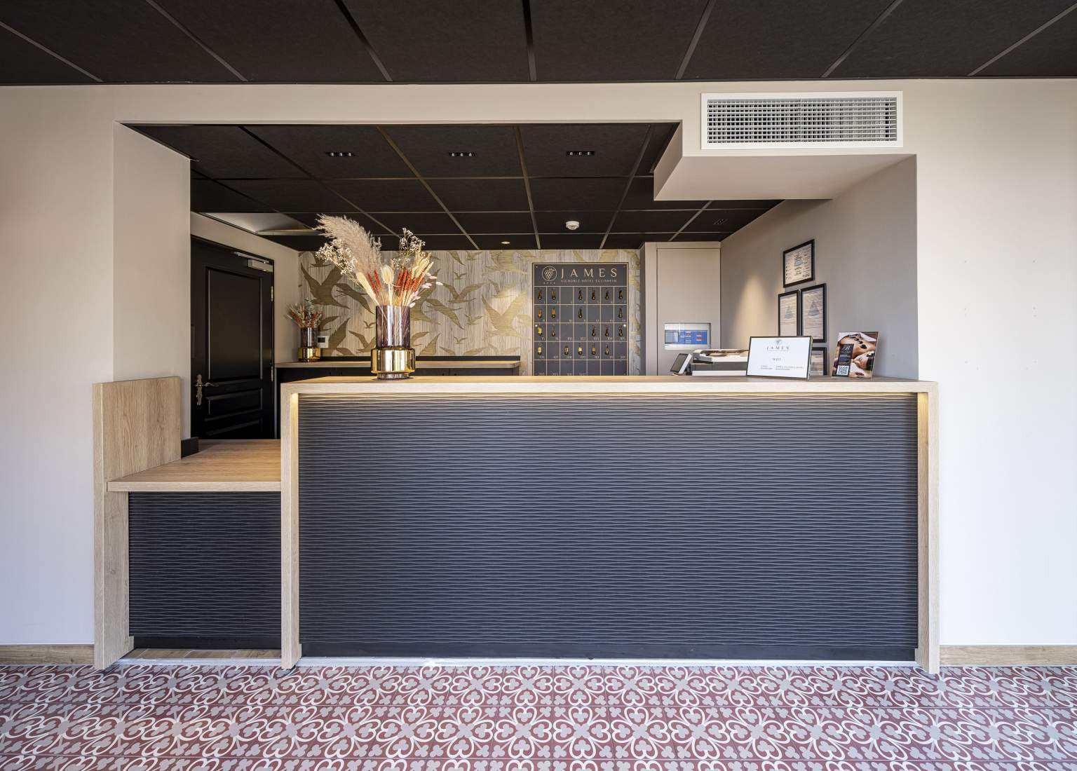 Hôtel près de Colmar · James Vignoble Hôtel****Eguisheim